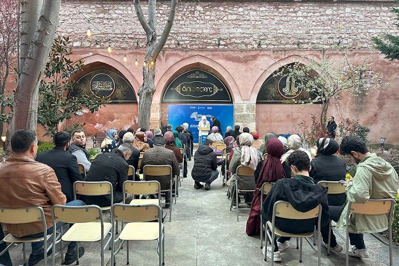 Hikmetin İzinde Öğretmen Akademisi