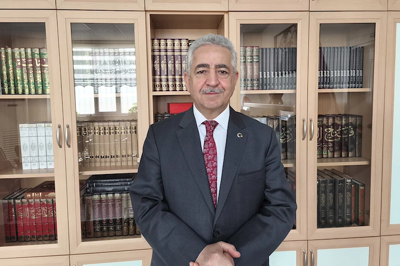 Müftü Haliloğlu: Kadir Gecesi Ramazanın zirvesidir