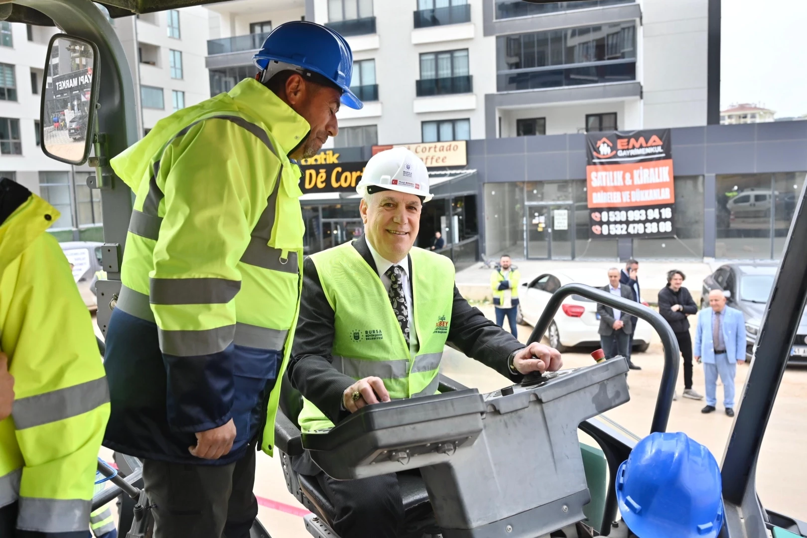 Naim Süleymanoğlu Bulvarı Bursa’ya örnek olacak!