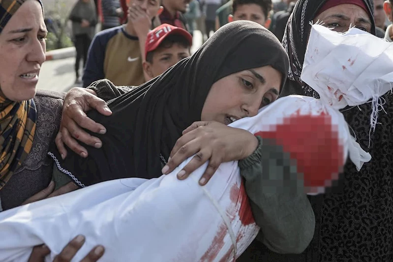 HAMAS: Bayramlık kıyafetlerini giymiş çocuklar katledildi