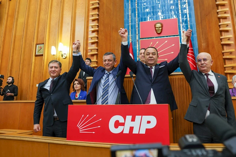 Bağımsız Ankara Milletvekili Adnan Beker CHP’ye katıldı 