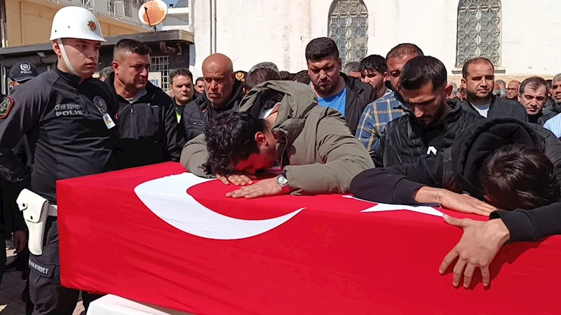 Hayatını kaybeden polis memuru toprağa verildi  - Videolu Haber