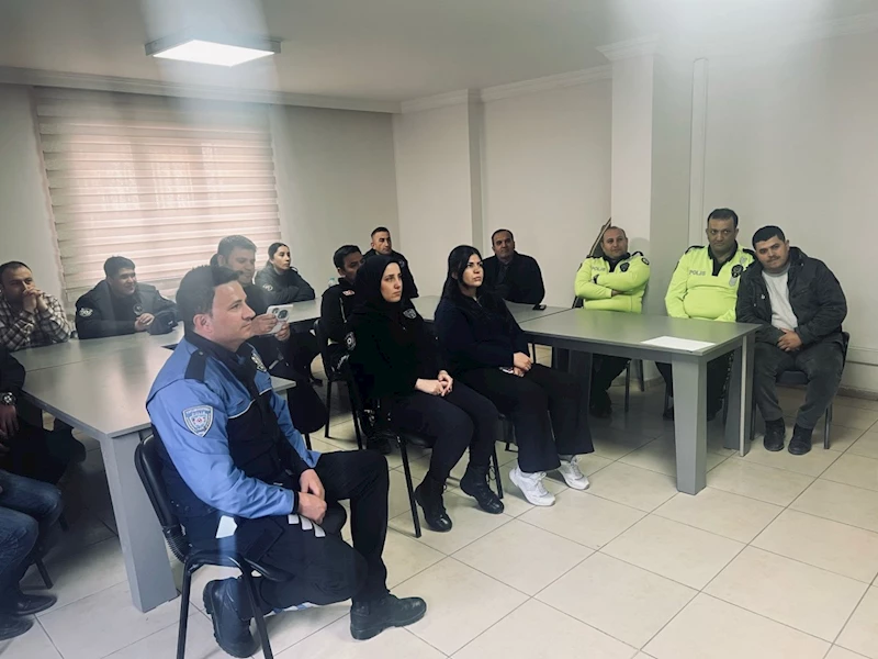 Kamu personellerine ve öğrencilere ‘Fermuar Sistemi’ anlatıldı 