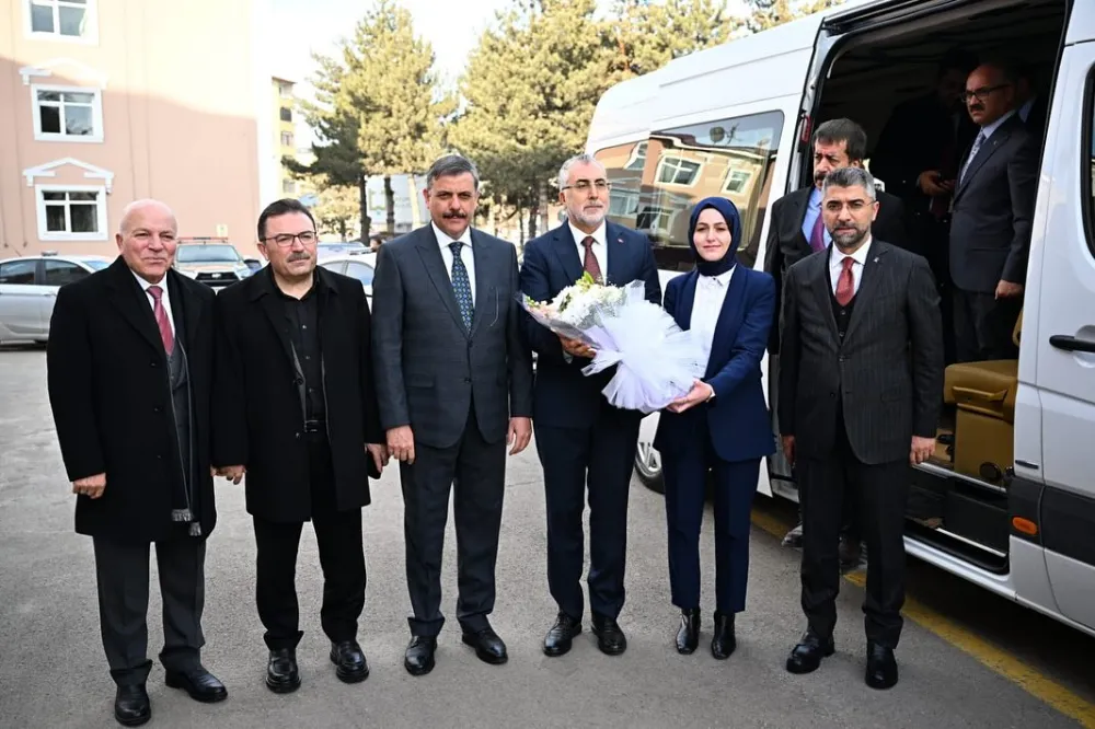 Erzurum Valiliği bu defa Bakan Işıkhan’ı ağırladı…