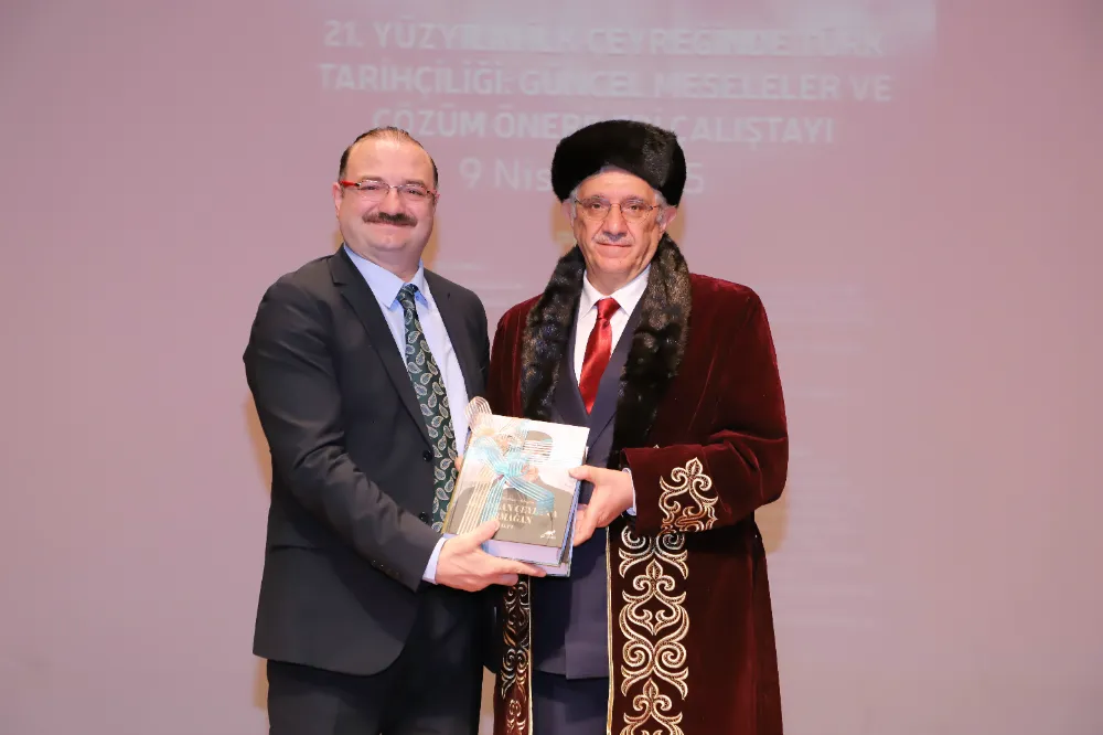 21. YÜZYILIN İLK ÇEYREĞİNDE TÜRK TARİHÇİLİĞİ, ATATÜRK ÜNİVERSİTESİNDE ELE ALINDI