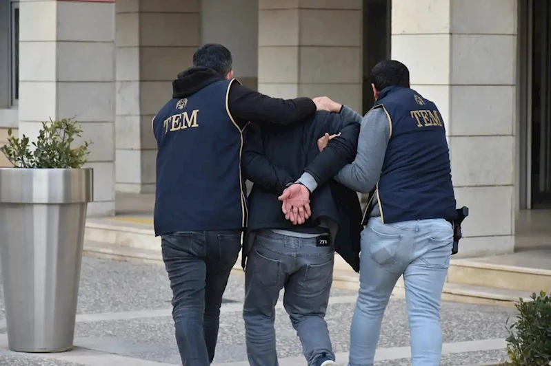 Aile boyu Mossad ajanlarına hapis cezası