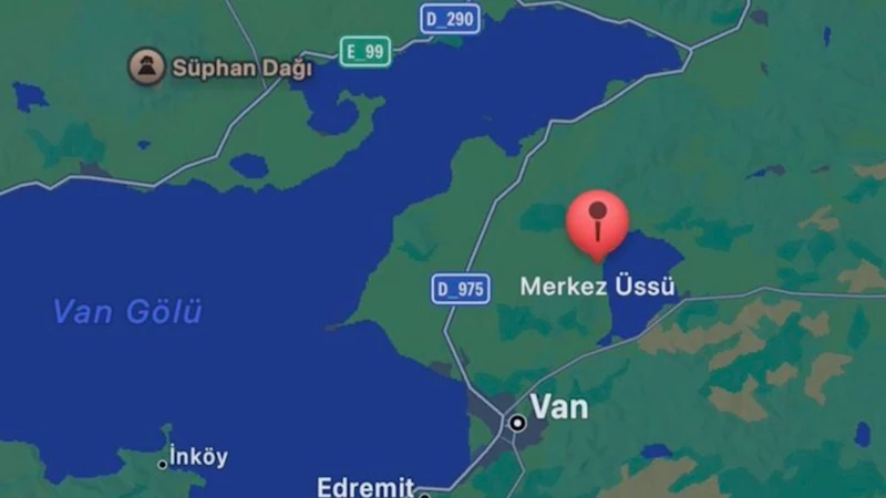 Van’da bir saatte 4 deprem: Kısa süreli panik yaşandı 