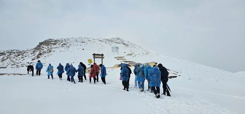 Nisan ayında Nemrut
