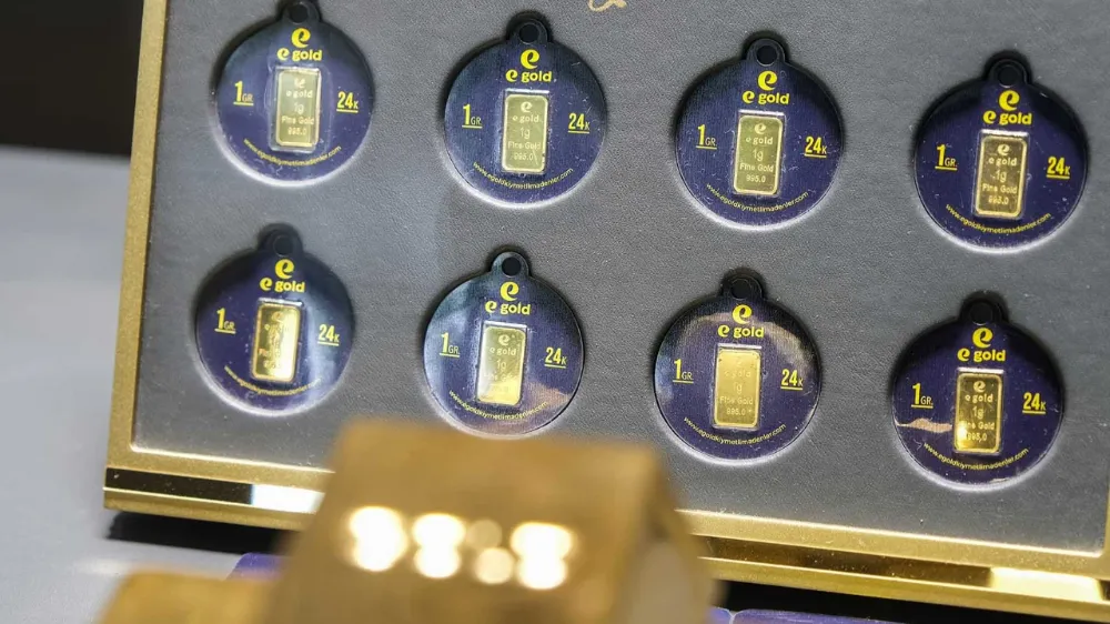 Altında yeni rekor geldi! Gram altın bakın kaç lira oldu