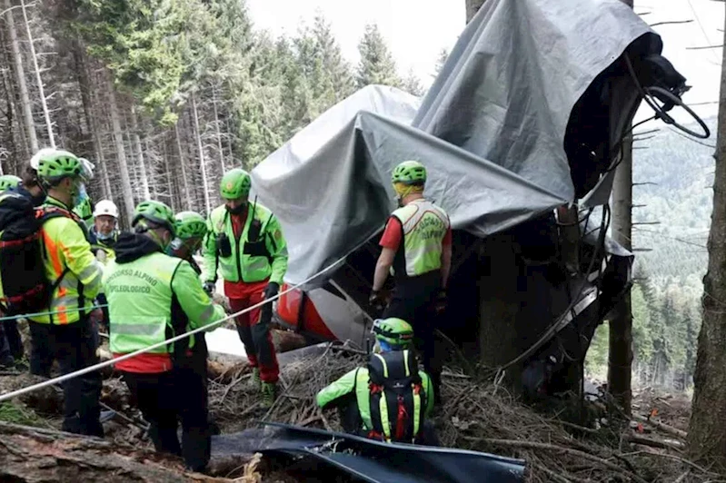 İtalya’da teleferik kazası: 4 ölü 1 yaralı