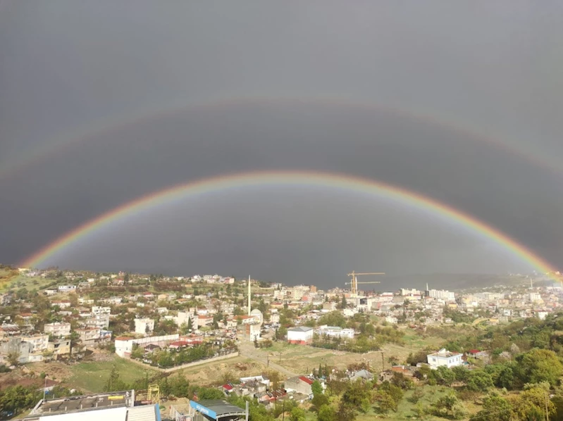 Gökkuşağı görsel şölen oluşturdu  - Videolu Haber