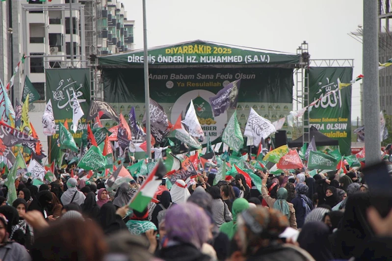 Diyarbakır’daki büyük Mevlid-i Nebi etkinliği, İslam alemine ve batıya önemli mesajlarla son buldu