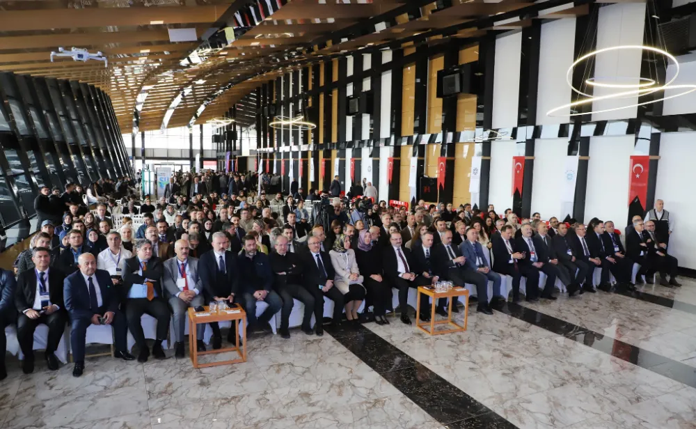 Rektör Müftüoğlu’nun Yönetiminde Kariyer Yolculuğu Paneli…