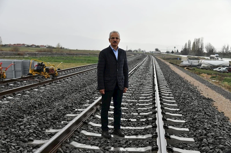 Bakan Uraloğlu: Son 23 yılda demir yollarına 63 milyar dolar yatırım yaptık