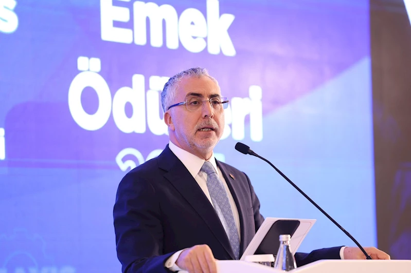 Bakan Işıkhan: Dünya krizlerle sarsılırken istihdamda rekorlar kırdık