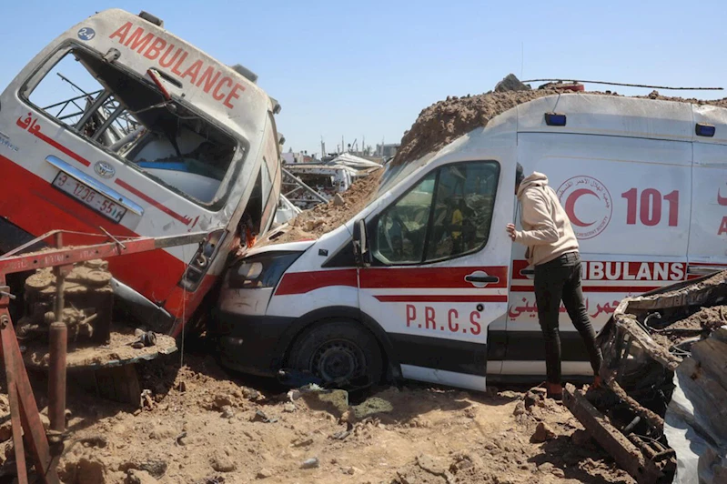 Siyonist rejimin Gazzeli sağlık görevlilerini infaz ettiği görüntüler ortaya çıktı