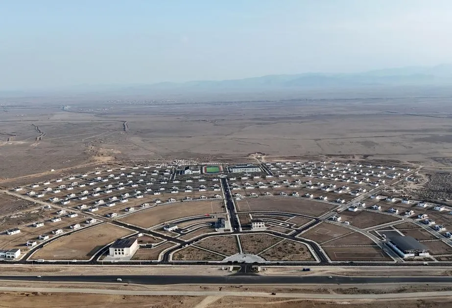 Harabeye dönüştürülen Ağdam yeniden inşa ediliyor!