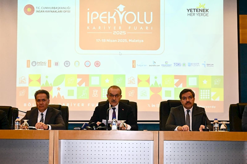 Vali Yavuz, İpek Yolu Kariyer Fuarı ile ilgili basın mensuplarıyla bir araya geldi