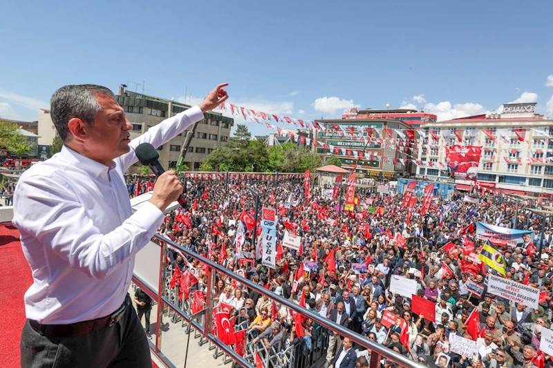 CHP Van Mitingi: ‘Milletin Kalesi Van’da Demokrasi ve Barış Mesajı’ 
