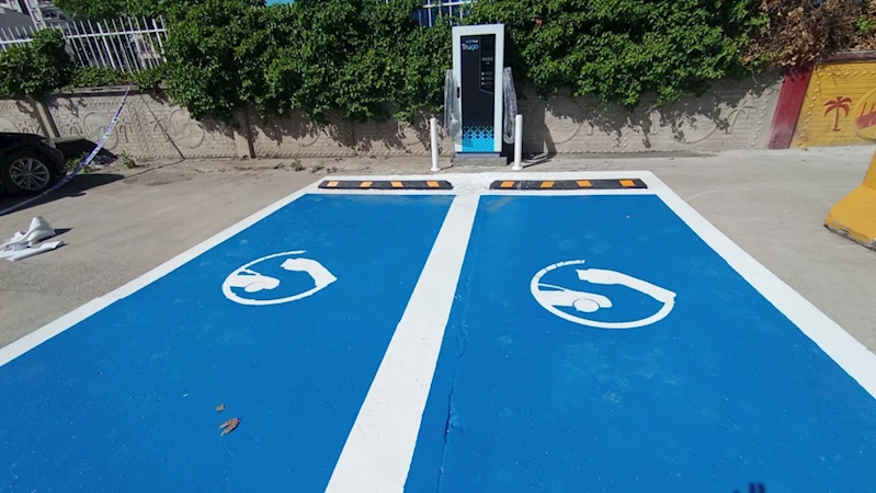 Kahta’ya ilk akıllı şarj istasyonu kuruldu 