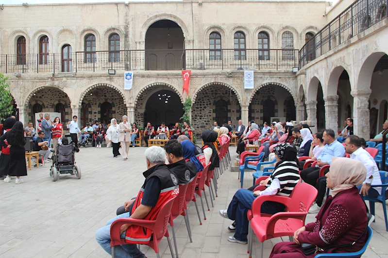 Cizre’de engelli anneler için etkinlik düzenlendi