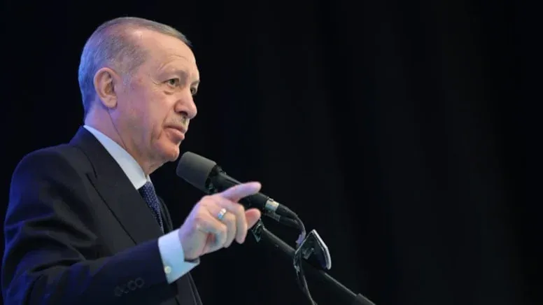 Saray’a yakın kalem ağızdaki baklayı çıkardı! Dikkat çeken 