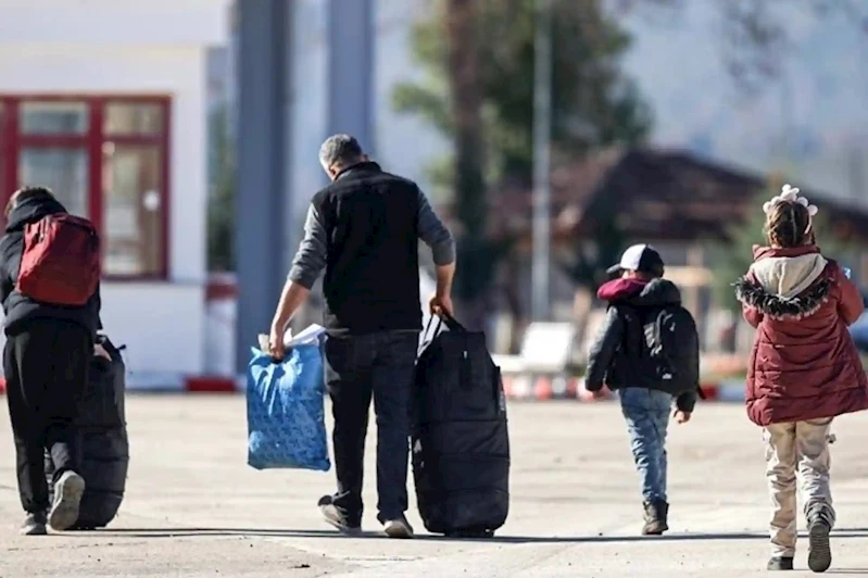 Yaklaşık 1,9 milyon Suriyeli ülkelerine geri döndü 