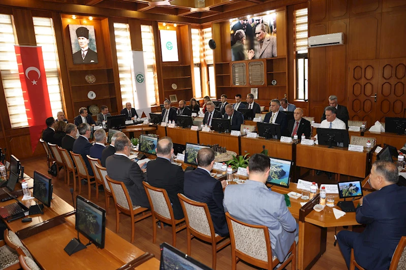 Üniversite hastanelerinin geleceği Çukurova’da masaya yatırıldı