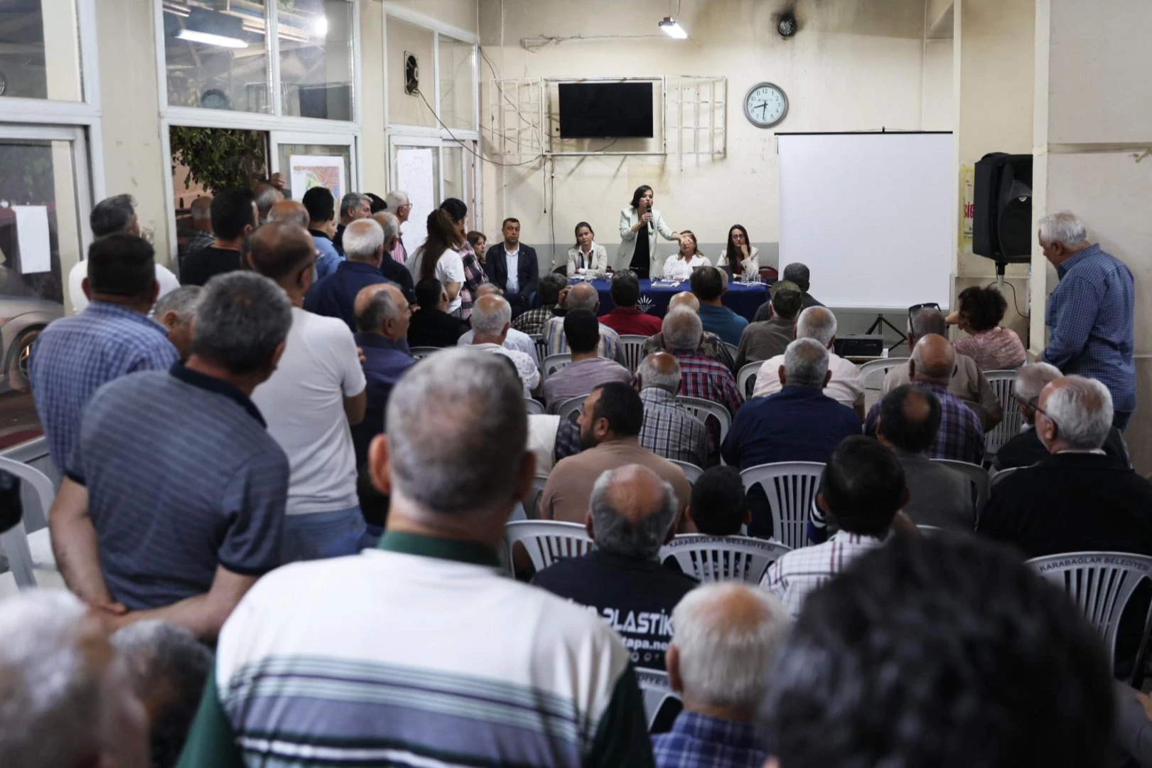 İzmir Karabağlar’da şeffaf kentsel dönüşüm