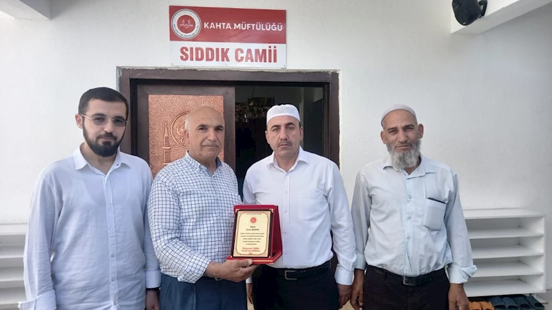 Sıddık Camii, mahalle dayanışmasıyla yeniden ibadete açıldı 
