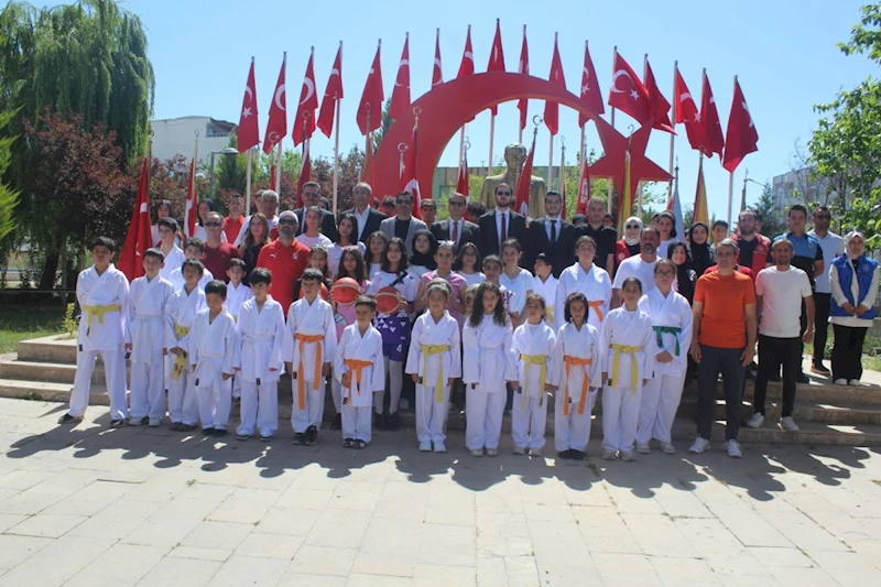 Kahta’da 19 Mayıs coşkuyla kutlandı 