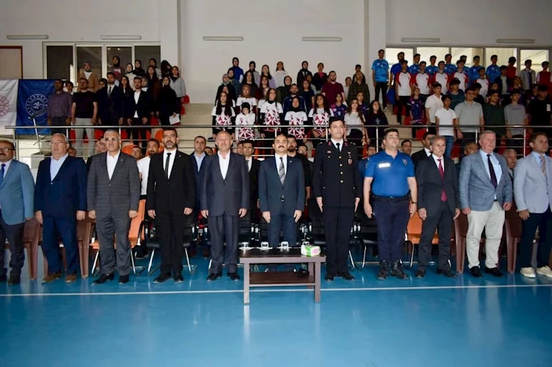 Çelikhan’da 19 Mayıs coşkuyla kutlandı 