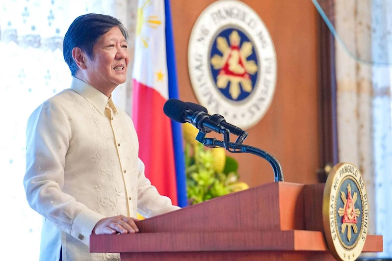 Filipinler Devlet Başkanı Marcos tüm bakanların istifalarını istedi