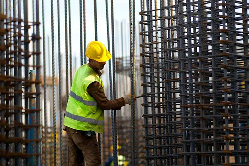 Ücretlerde yüksek artış, sanayide düşüş dikkat çekti