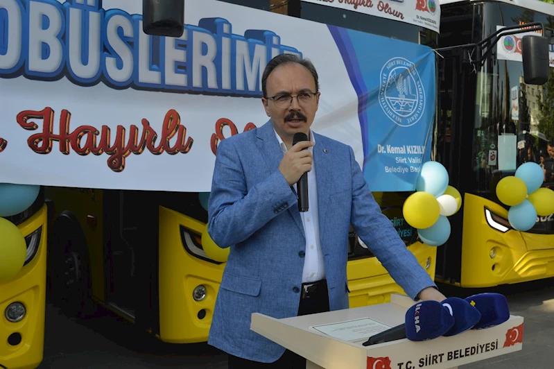 Siirt Belediyesi filosuna 14 yeni otobüs ve 1 tıbbi atık aracı katıldı