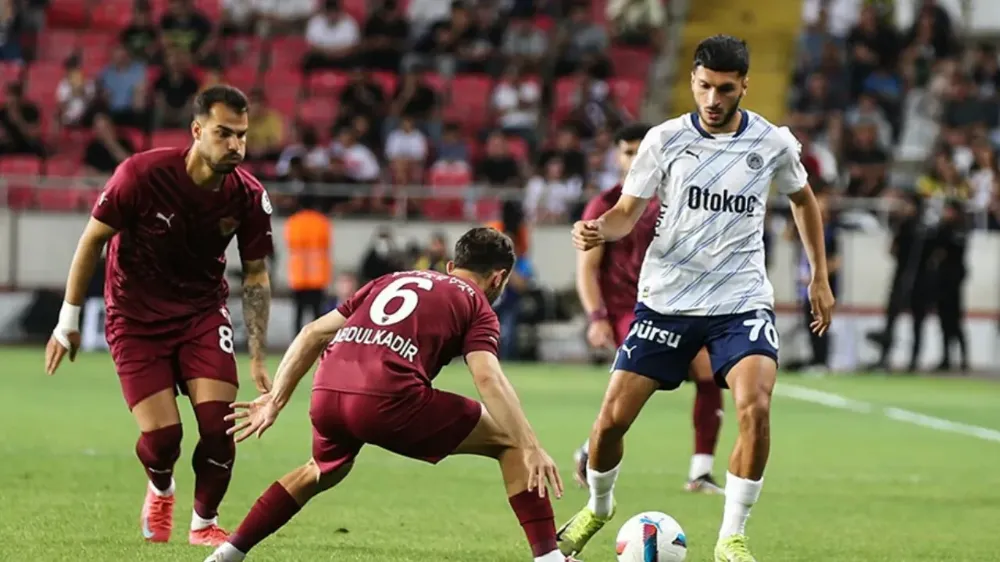 Fenerbahçe’den tarihi mağlubiyet: Küme düşen Hatayspor’dan 4 gol yedi