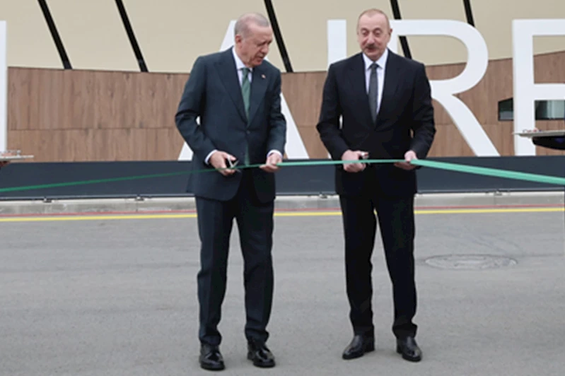 Cumhurbaşkanı Erdoğan ve Aliyev, Laçın Uluslararası Havalimanı’nın açılışını yaptı