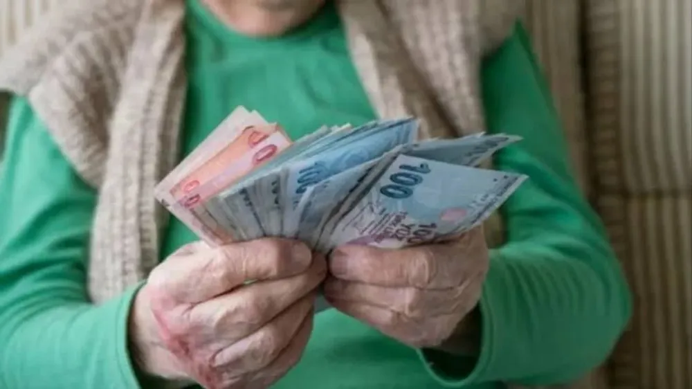 SGK, maaş, malullük ya da ölüm aylığı alanlara kritik uyarıda bulundu.