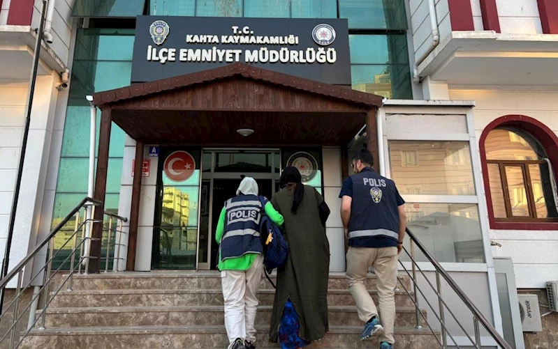 Kahta’da 35 yıl hapis cezasıyla aranan firari yakalandı 