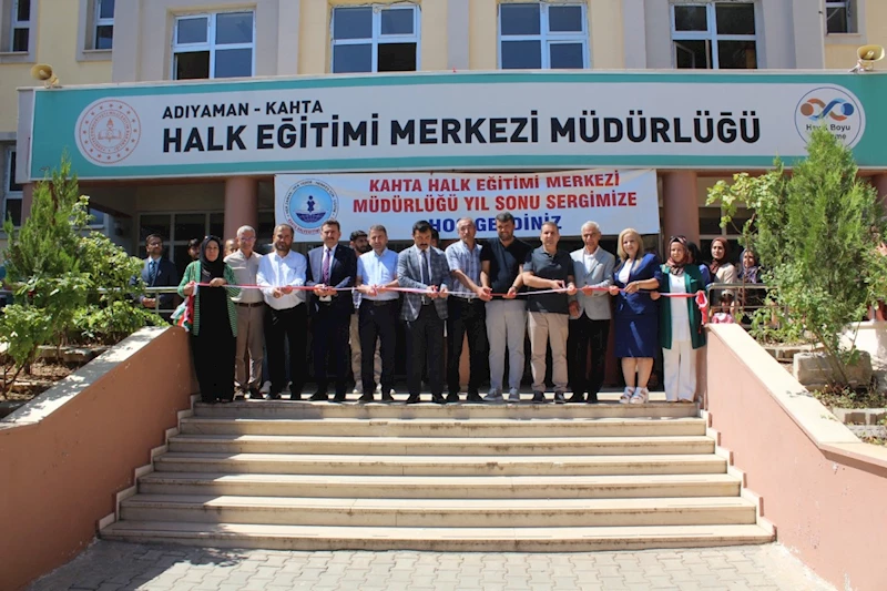 Kahta Halk Eğitim Merkezi’nde yılsonu sergisi açıldı 