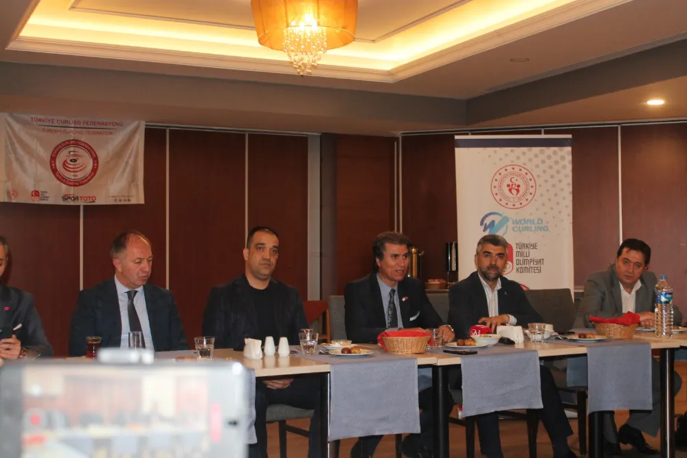 Palandöken’de Curling Zirvesi