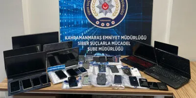 İZMİR’DE 200 MİLYONLUK ‘HEDİYE BAKİYE’ VURGUNU