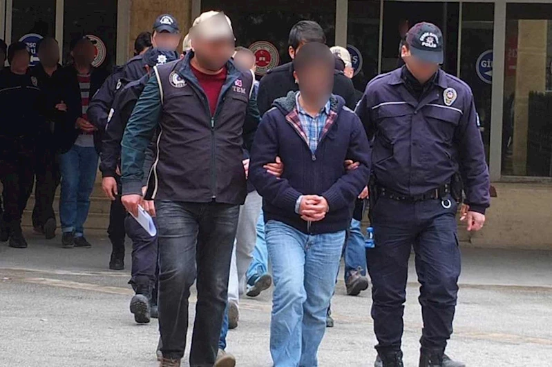 47 ilde FETÖ operasyonu: 208 şüpheli gözaltında