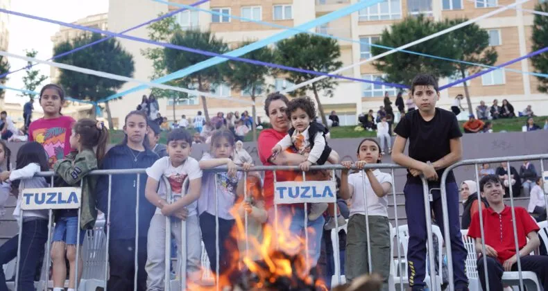 TUZLA’DA BAHARIN GELİŞİ HIDIRELLEZ ŞENLİĞİ İLE KUTLANDI