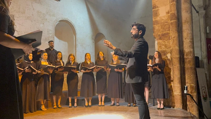 Harran Üniversitesi Öğrencilerinden oluşan Vox Humanis Korosu’ndan unutulmaz konser 