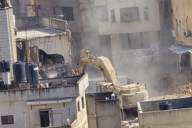 İşgalciler Nur Şems Mülteci Kampı