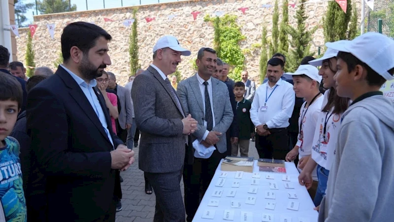 Adıyaman’da TÜBİTAK 4006 Bilim Fuarı  