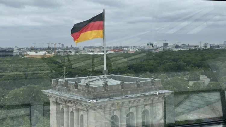 Hessen – Wiesbaden  Almanya’da 2024’te Rekor Sayıda Vatandaşlık Verildi