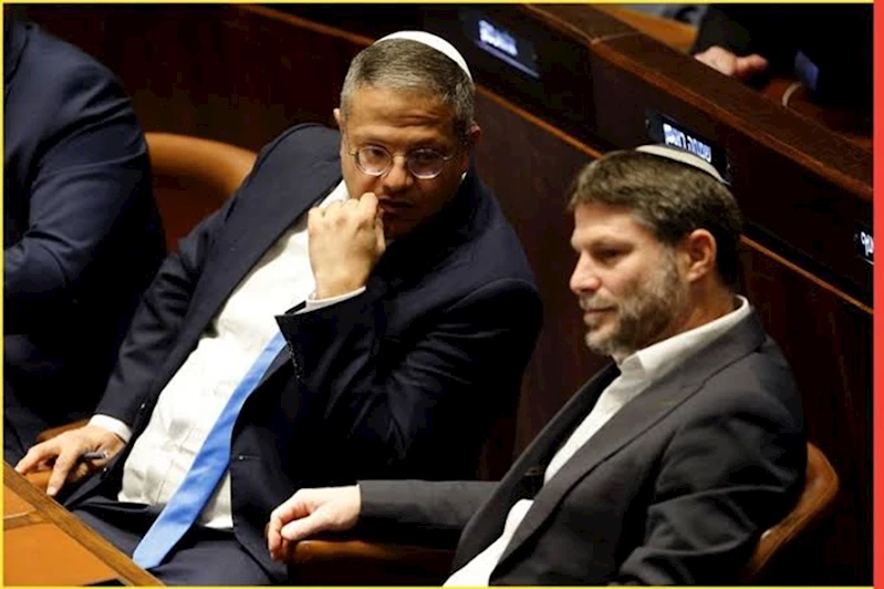 İngiltere ve dört ülke iki işgalci bakana yaptırım uyguladı