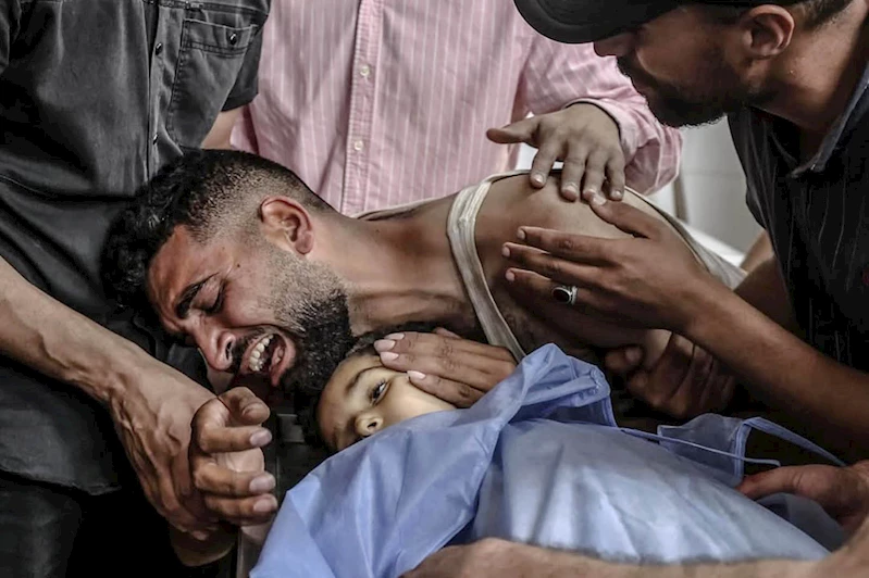 İşgalciler, yardım noktaları, aileler ve çocukları hedef aldı: 36 şehit, 120 yaralı